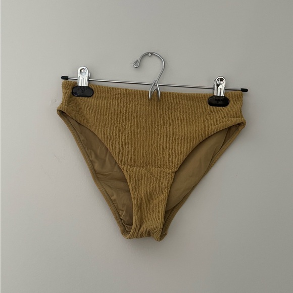 Beige Ribbed Bikini set - Picture 10 of 13